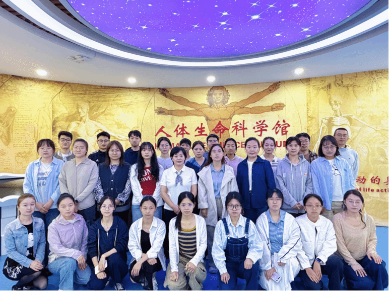 护理学院开展2026级硕士研究生入学教育系列...